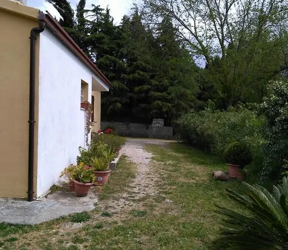 Κατάλυμα σε φάρμα Usurtala *