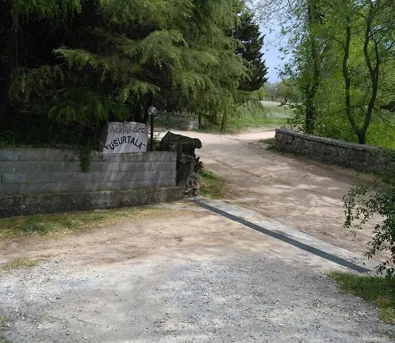 Κατάλυμα σε φάρμα Usurtala Orani